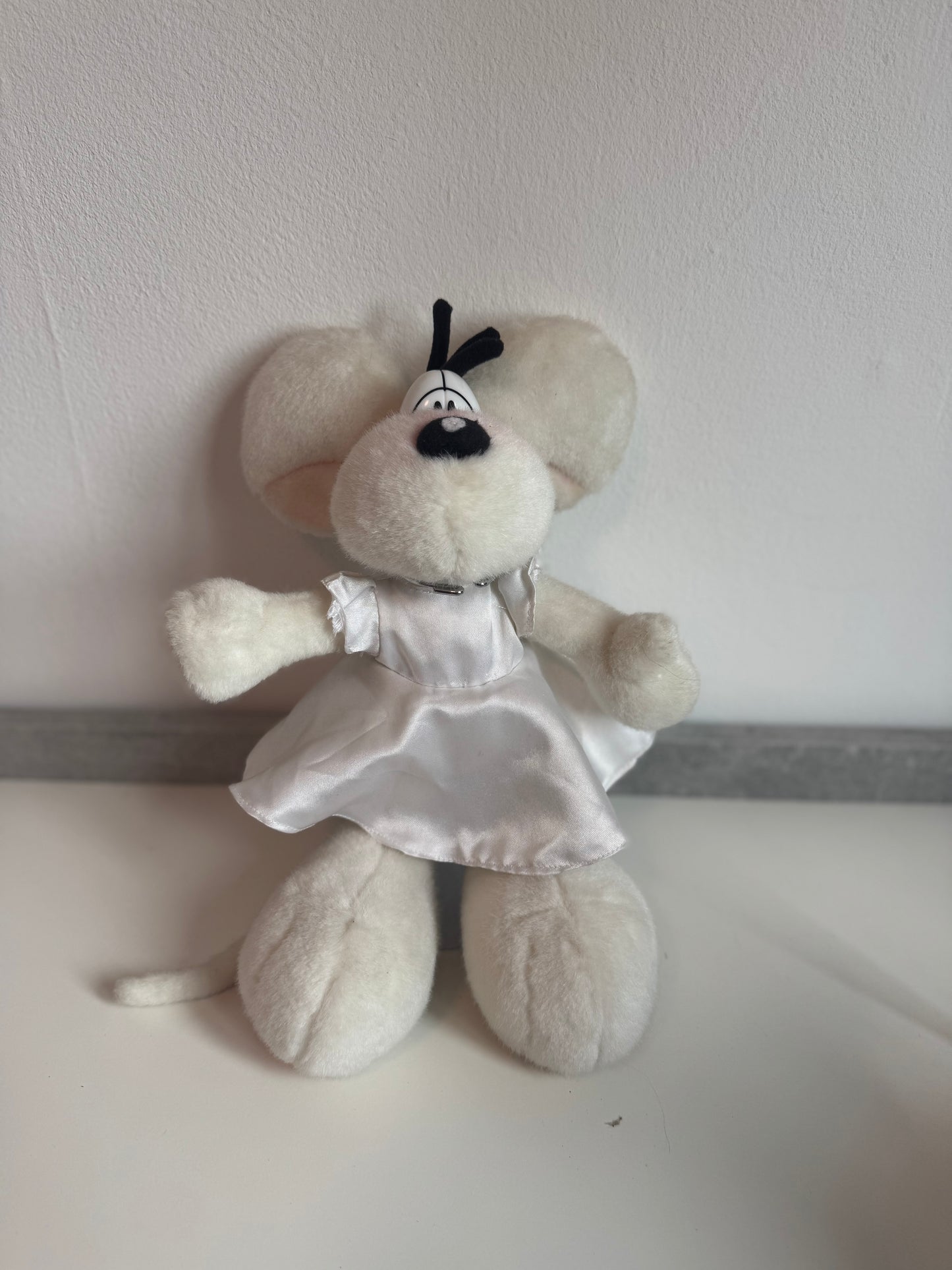 Diddlina mit weißem Kleid Groß