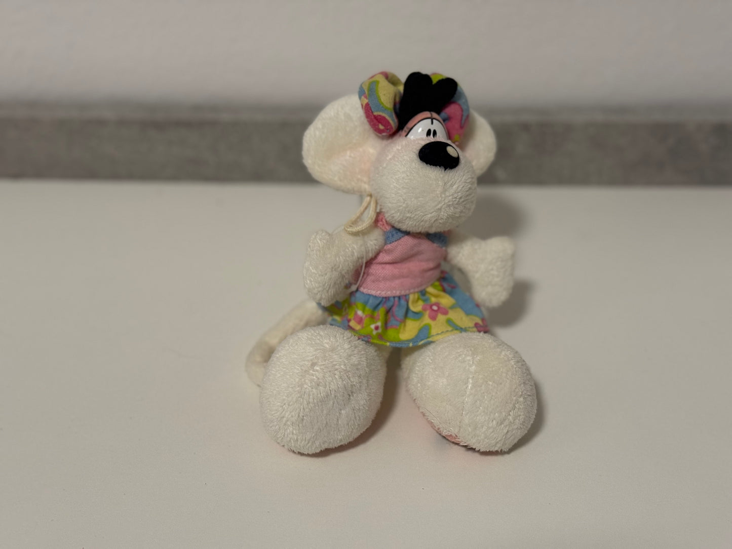 Diddlina Weiß mit Kleid Schlüsselanhänger