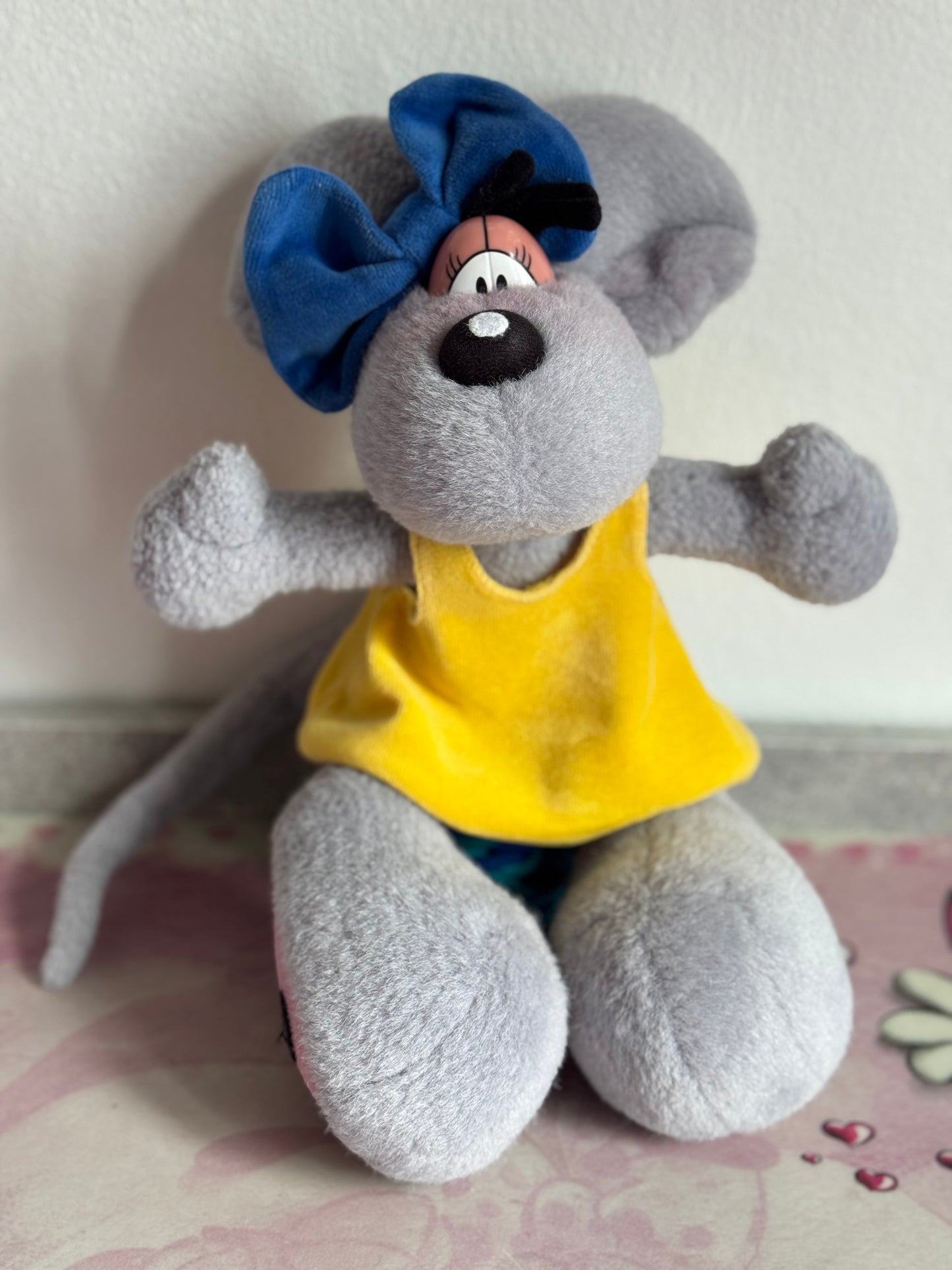 Diddlina Grau Handpuppe