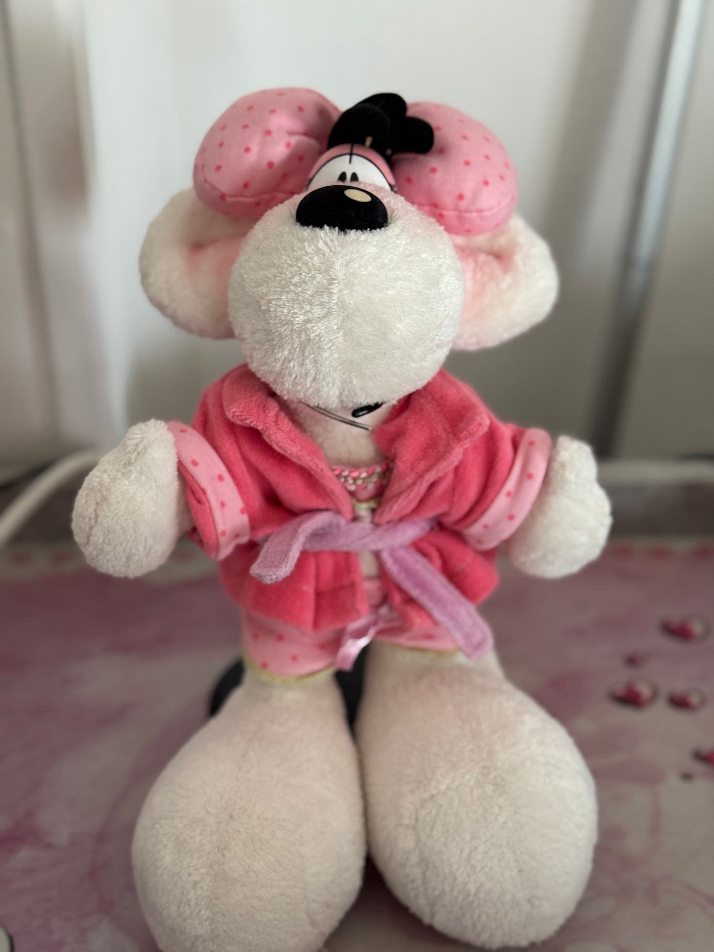 Diddlina mit Bademantel